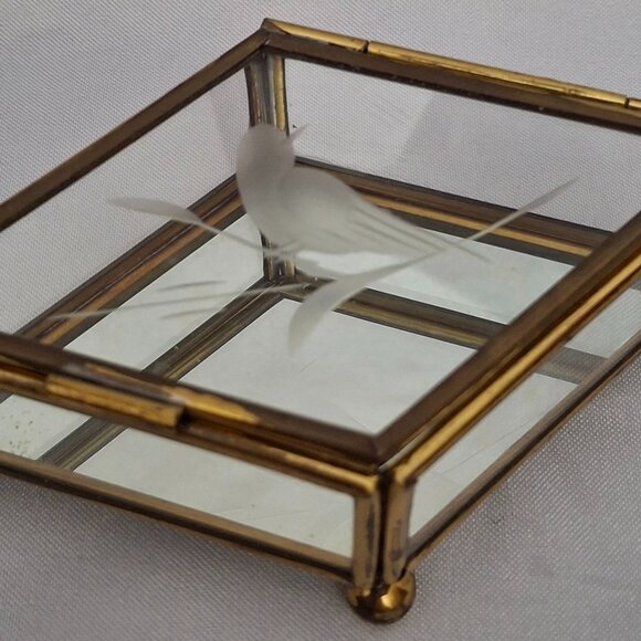 Vintage Etched Bird Glass Diamond Shaped Jewelry Trinket Box - Picture 1 of 7
